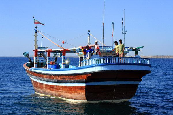 شناورسازی یک فروند لنج باری در اسکله بندر آبادان شناورسازی یک فروند لنج باری در اسکله بندر آبادان