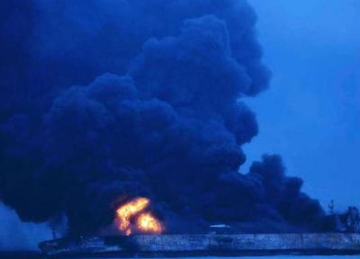 تانکر نفتی ایران، همچنان در آتش می سوزد